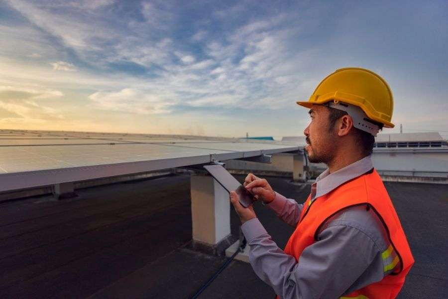 Roofing service